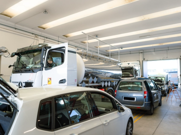 centro-tagliandi-auto-manutenzione-periodica-camion-auto-bergamo