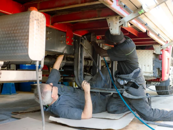 centro-verifica-ammortizzatori-per-auto-moto-camion