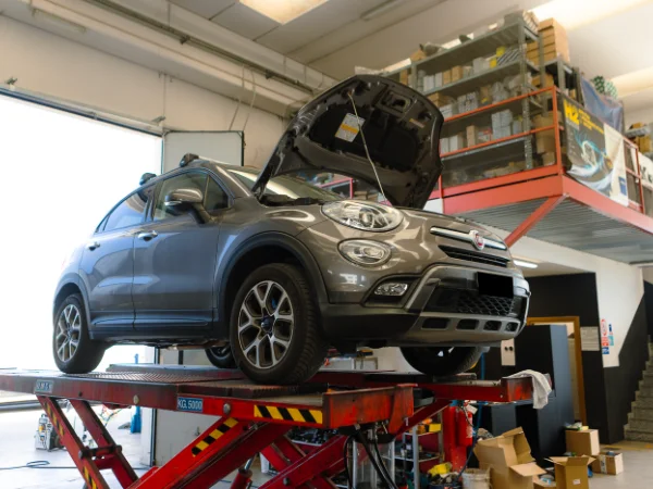 meccanico-per-revisione-auto