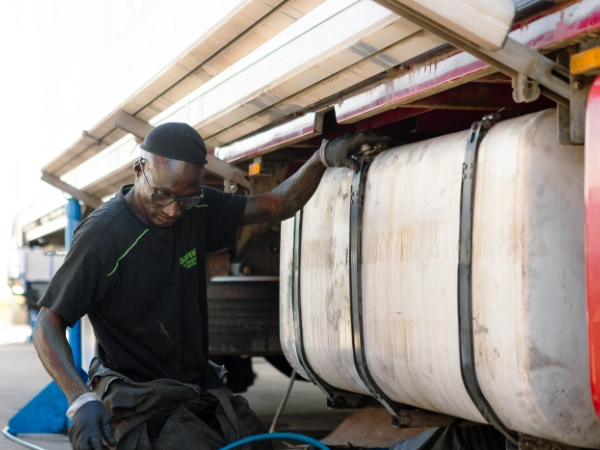 riparazione-autocarri-centro-controllo-cambi-bergamo