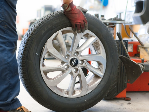 sostituzione-pneumatici-invernali-auto-bergamo